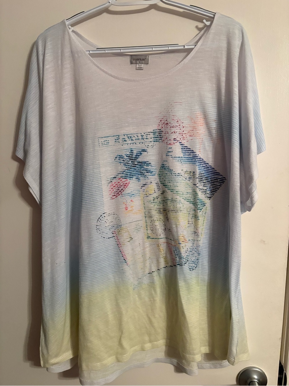 Avenue White Pastel Accent Graphic Tee